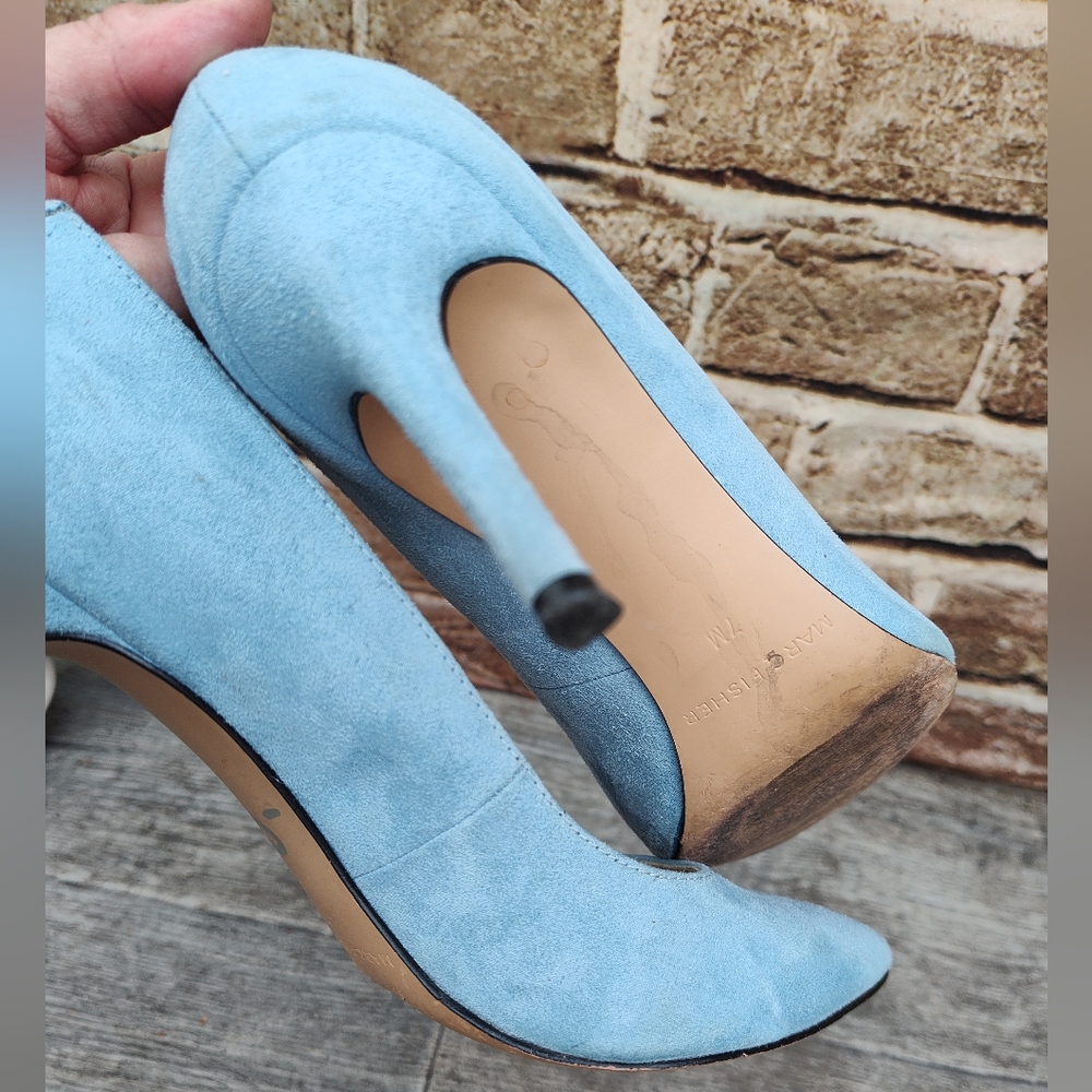 🦋Marc Fisher Light Blue Faux Suede Pumps🦋 Size 7M - Picture 3 of 7
